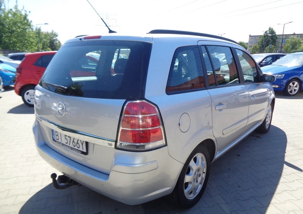 Opel Zafira cena 15900 przebieg: 108000, rok produkcji 2007 z Sompolno małe 137